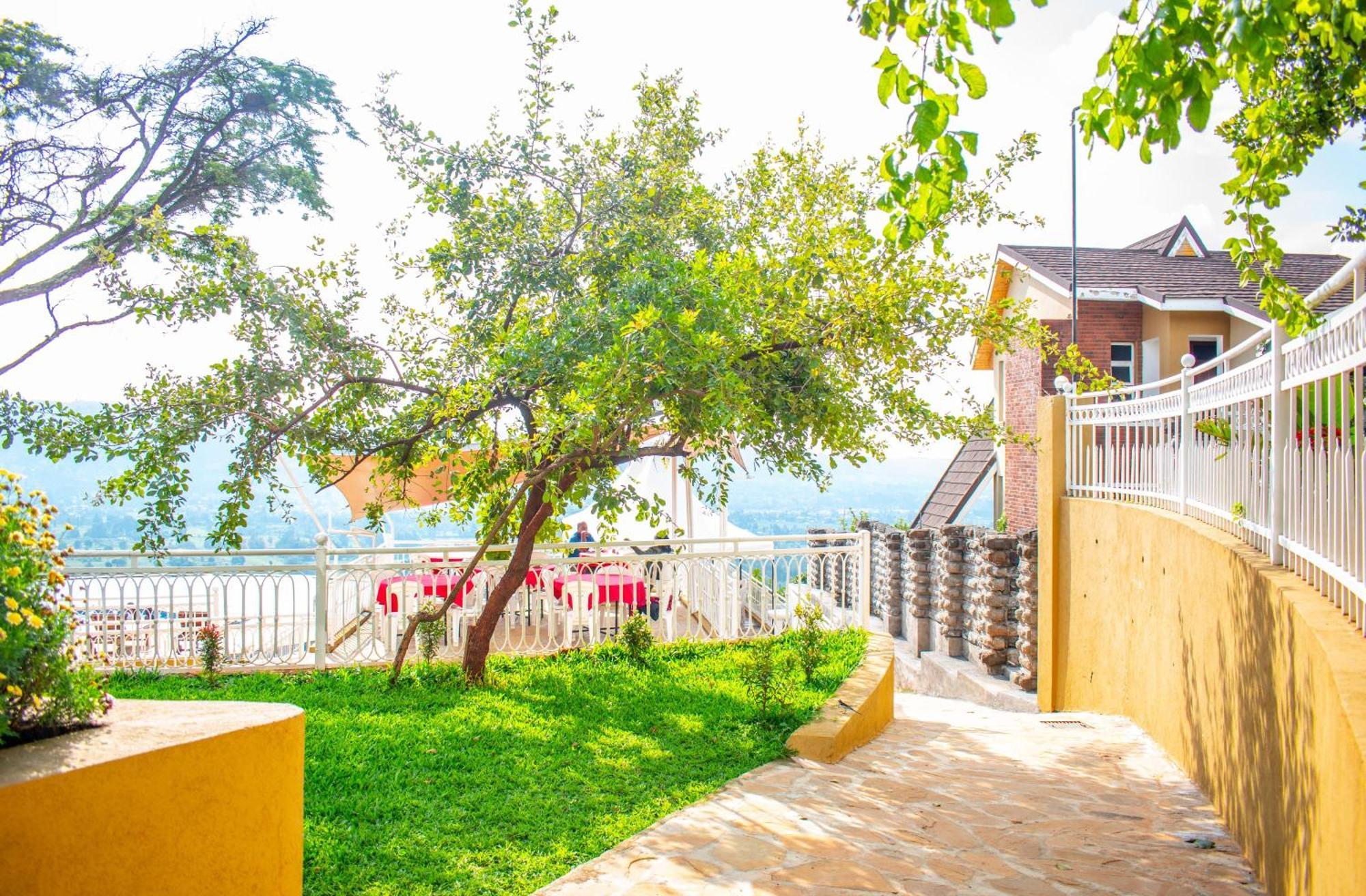 Angani Resorts & Spa Limited Shamenei Eksteriør bilde